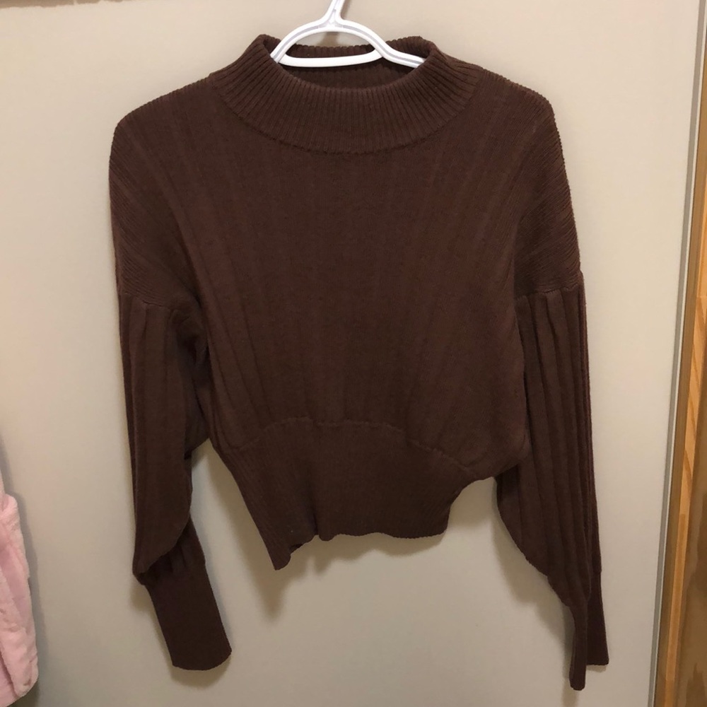 Aritzia Wilfred sweater
